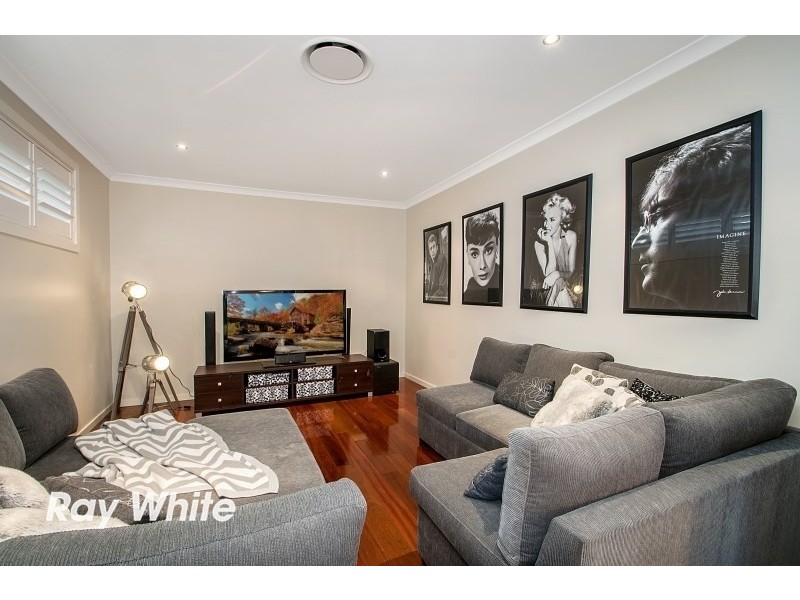 33 Kirkwall Avenue, Castle Hill NSW 2154