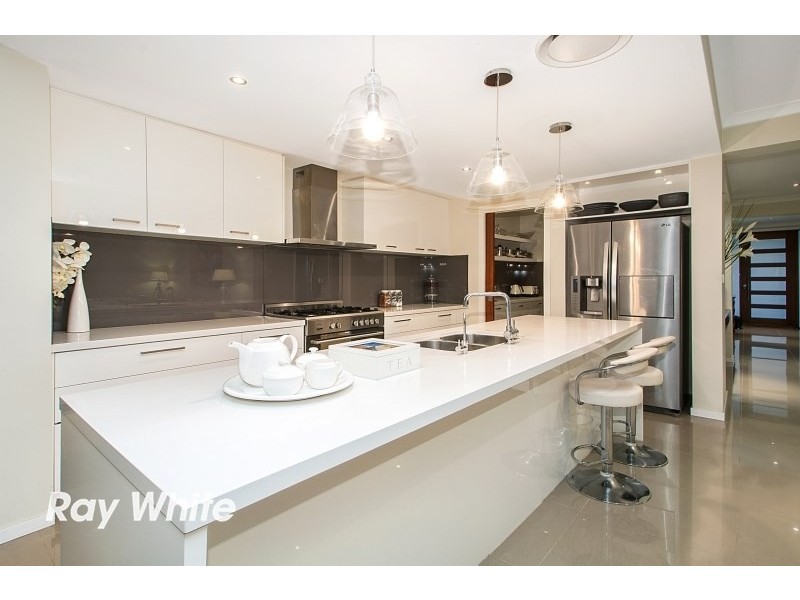 33 Kirkwall Avenue, Castle Hill NSW 2154