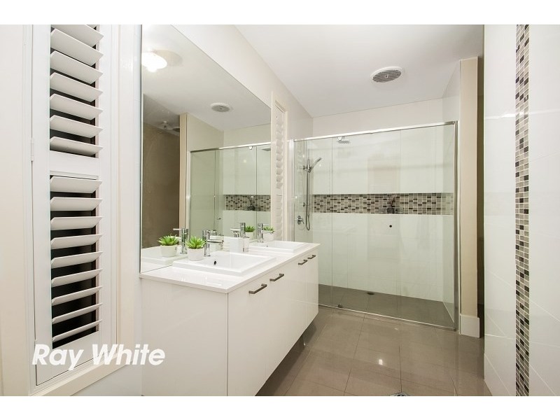 33 Kirkwall Avenue, Castle Hill NSW 2154