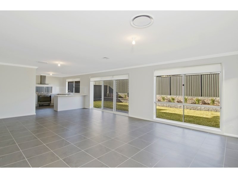 12 Dempsey Crescent, Kellyville NSW 2155