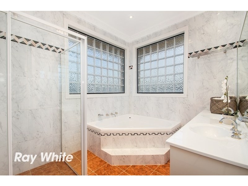 5 Crown Mews, Bella Vista NSW 2153