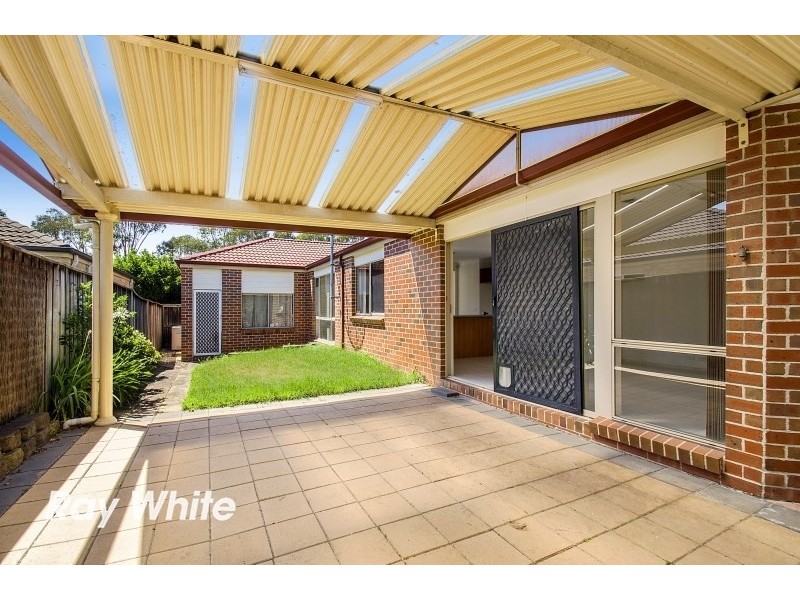 8 Winslow Avenue, Stanhope Gardens NSW 2768