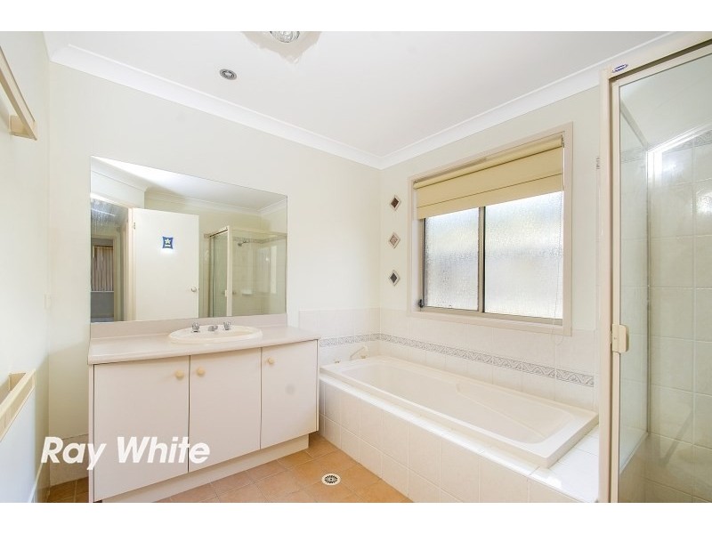 8 Winslow Avenue, Stanhope Gardens NSW 2768