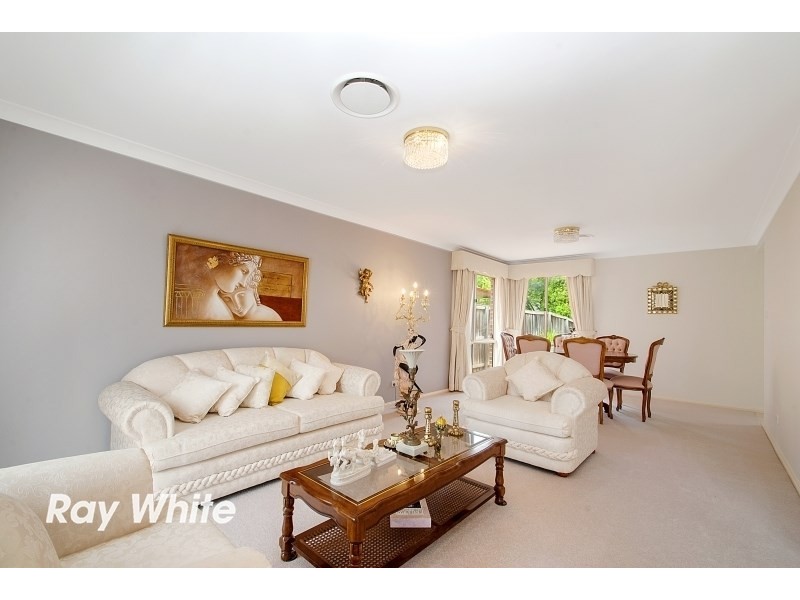 20 Millcroft Way, Beaumont Hills NSW 2155