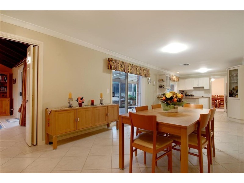 18 Stringybark Place, Castle Hill NSW 2154