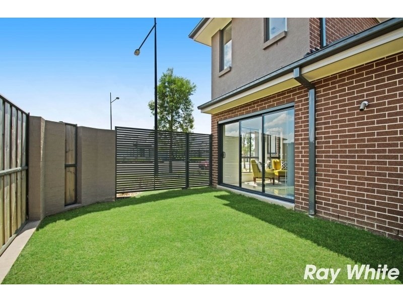 75 Riverbank Drive, The Ponds NSW 2769