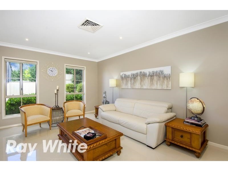 18 Grand Way, Castle Hill NSW 2154