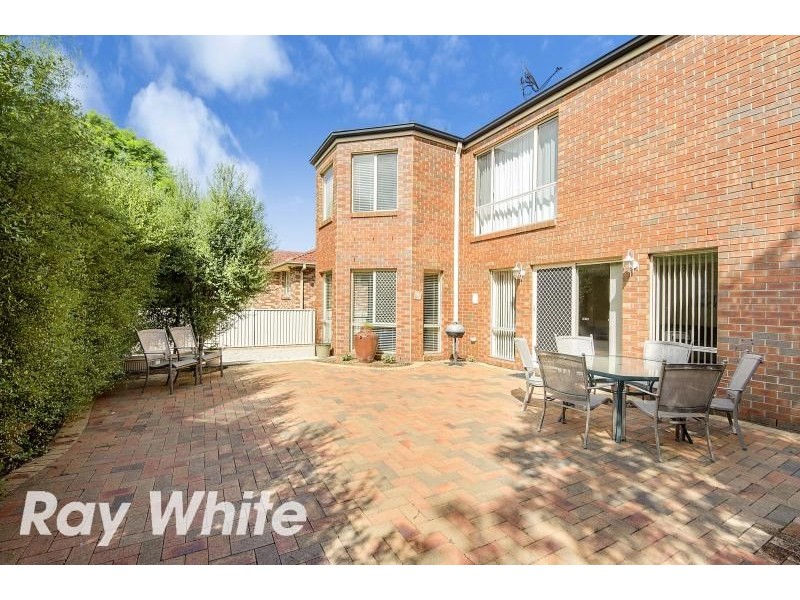 18 Grand Way, Castle Hill NSW 2154