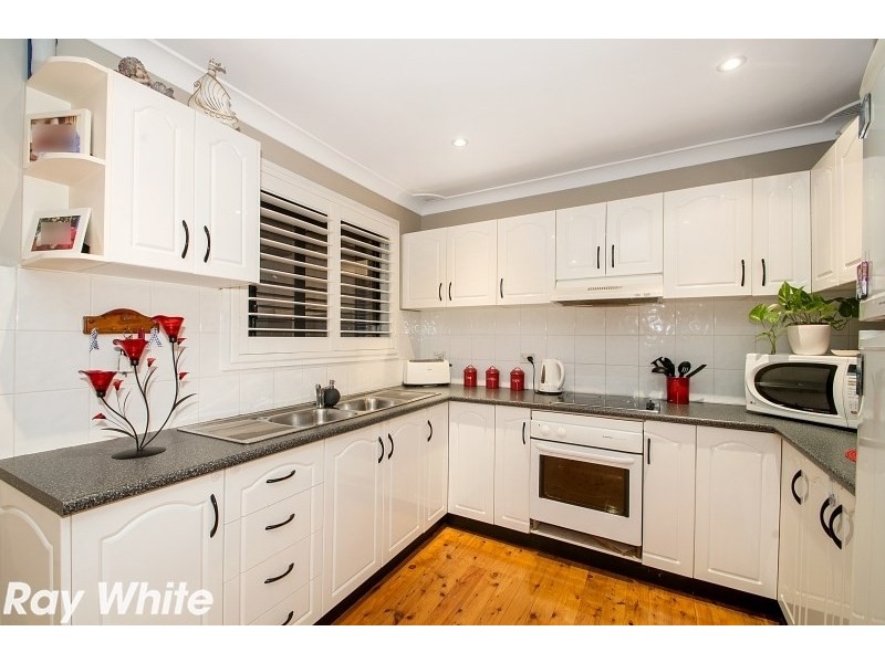 15 Kelvin Grove, Winston Hills NSW 2153