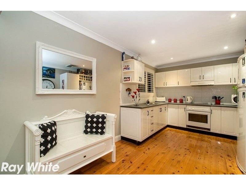 15 Kelvin Grove, Winston Hills NSW 2153