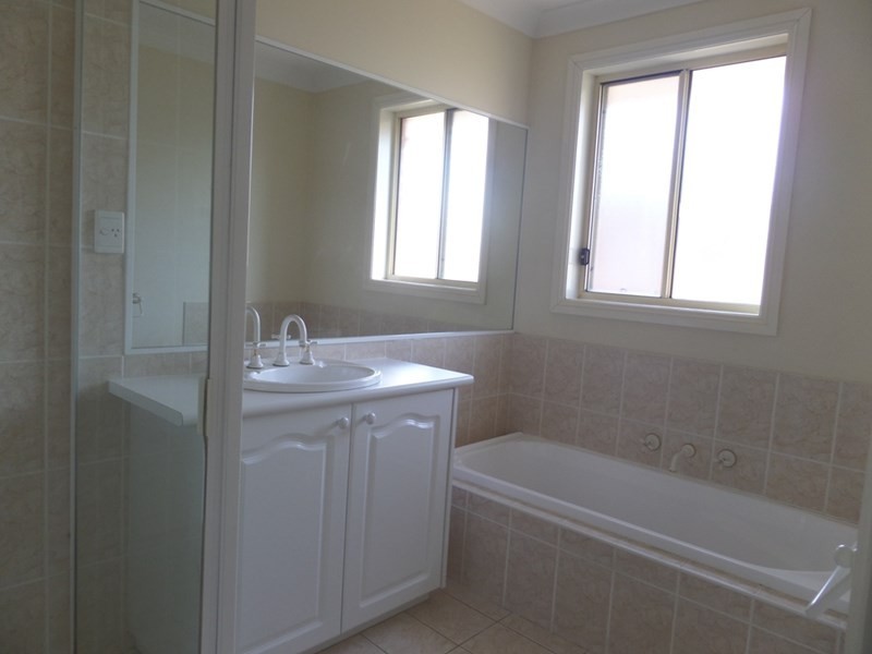 8 Falkirk Court, Kellyville NSW 2155