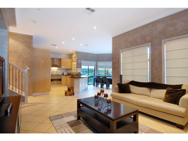 17 Hamish Court, Beaumont Hills NSW 2155