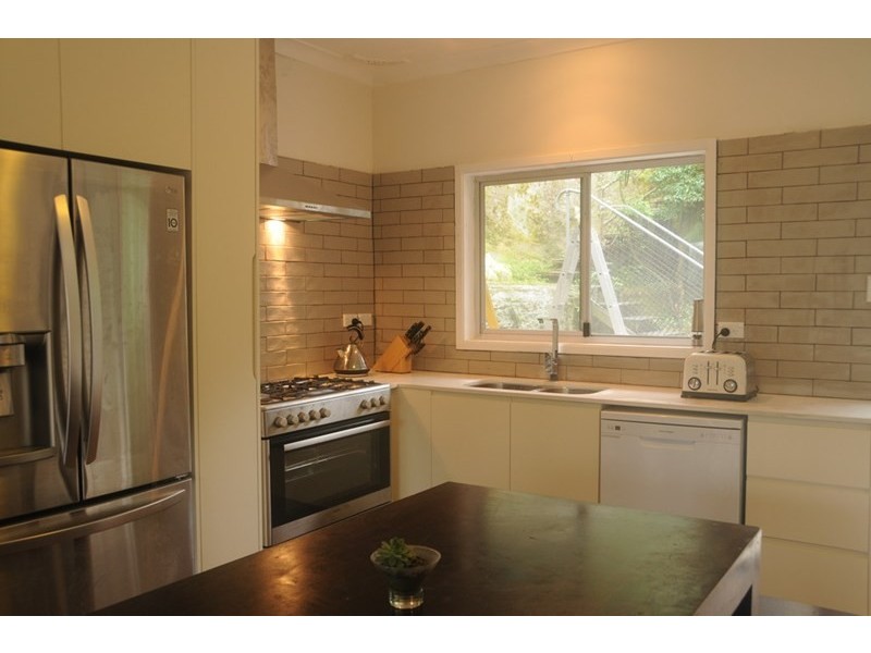 22 Palomar Parade, Freshwater NSW 2096