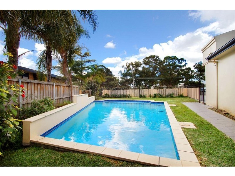 15 Mornington Avenue, Castle Hill NSW 2154