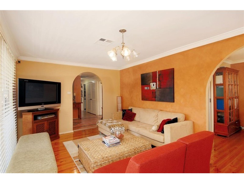 6 Blackett Drive, Castle Hill NSW 2154