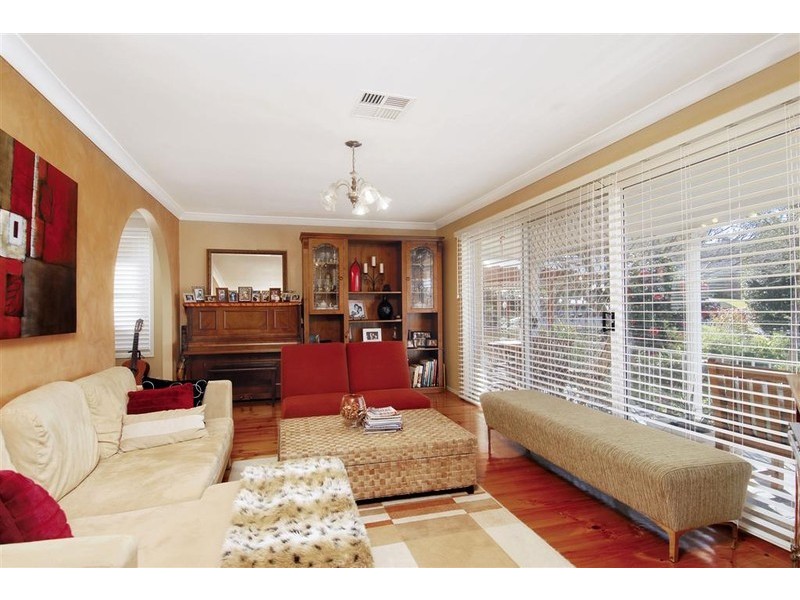 6 Blackett Drive, Castle Hill NSW 2154