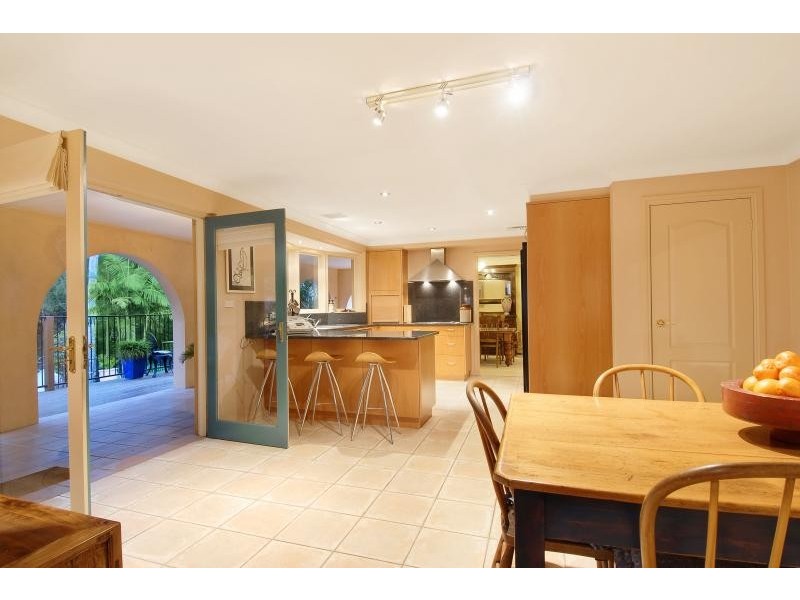 6 Lawson Place, Castle Hill NSW 2154