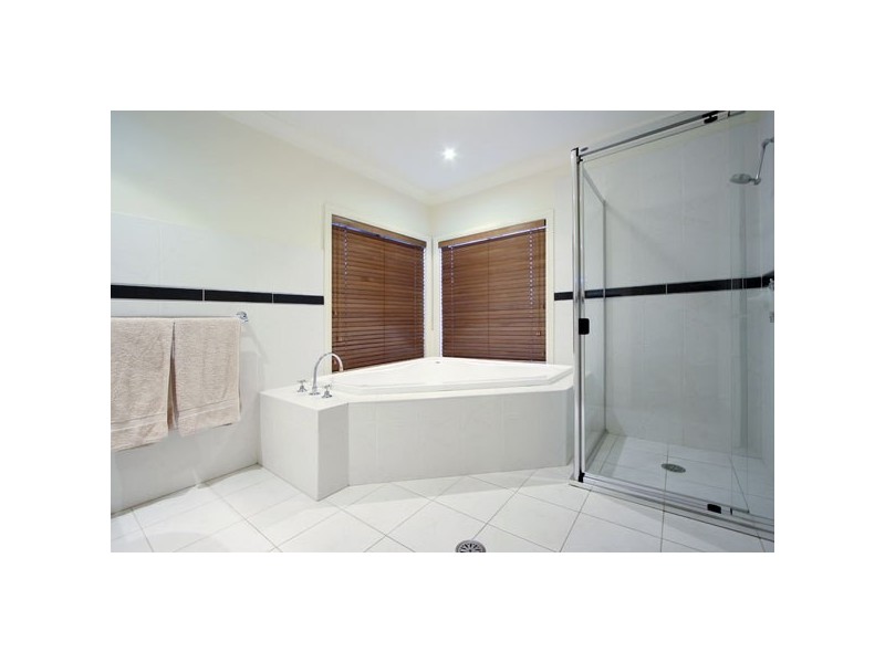 11 Capizzi Place, Castle Hill NSW 2154