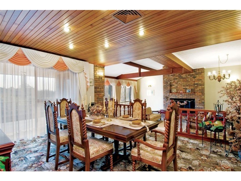 2 Waterloo Avenue, Castle Hill NSW 2154