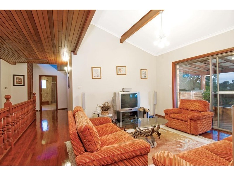 2 Waterloo Avenue, Castle Hill NSW 2154