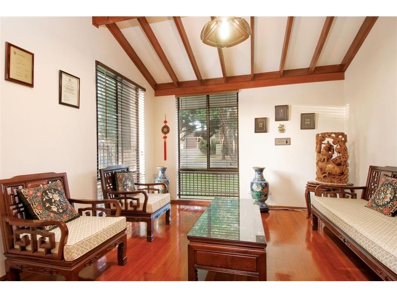 2 Waterloo Avenue, Castle Hill NSW 2154