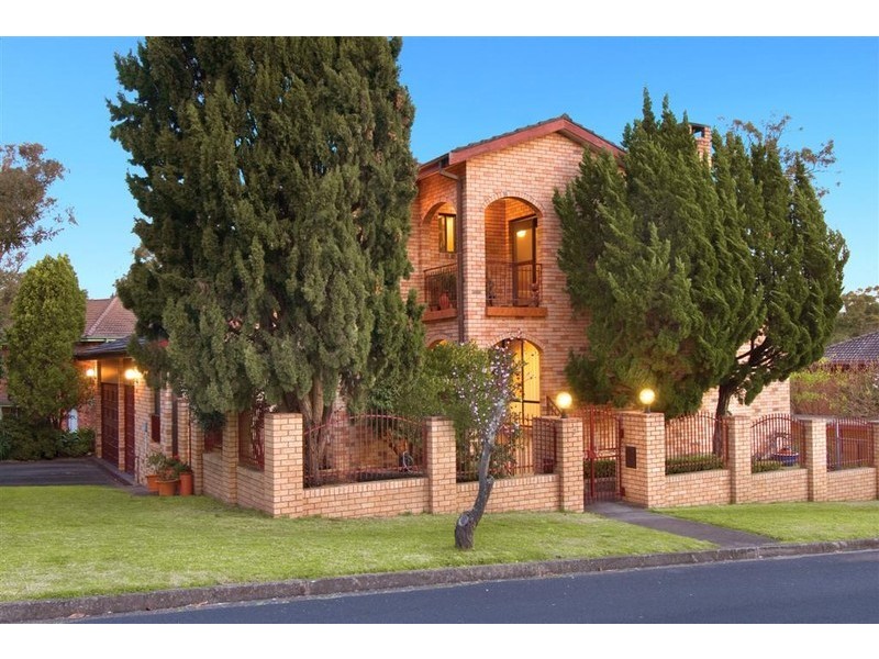 2 Waterloo Avenue, Castle Hill NSW 2154
