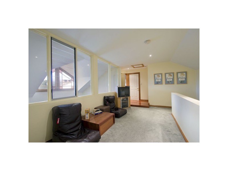 30 Sylvan Grove, Glenhaven NSW 2156