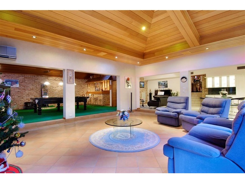 30 Ulundri Drive, Castle Hill NSW 2154