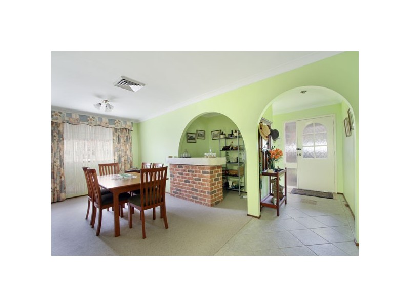 53 Crestwood Drive, Baulkham Hills NSW 2153