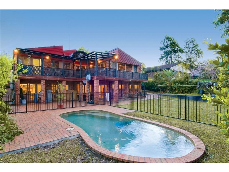 13 Woodvale Place, Castle Hill NSW 2154