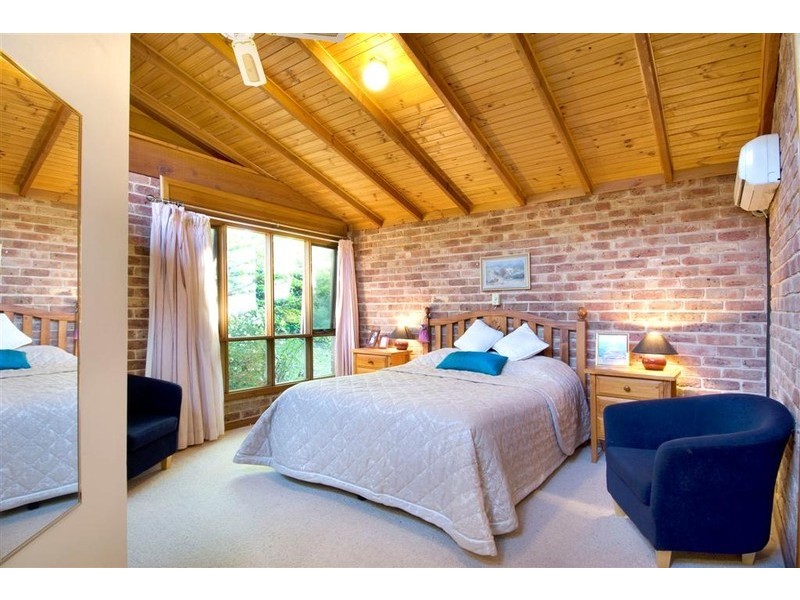 13 Woodvale Place, Castle Hill NSW 2154