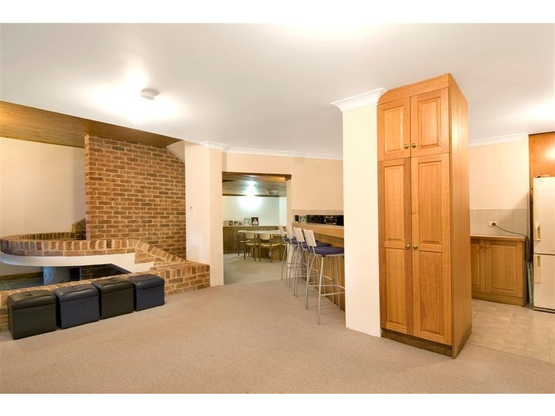 13 Woodvale Place, Castle Hill NSW 2154