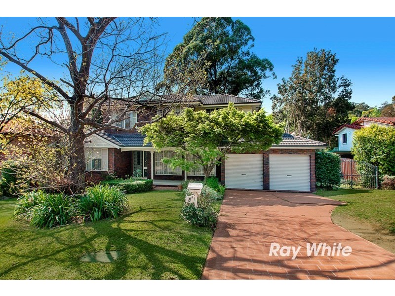 8 Winchcombe Place, Castle Hill NSW 2154
