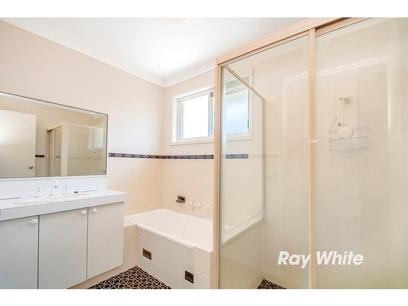 8 Winchcombe Place, Castle Hill NSW 2154