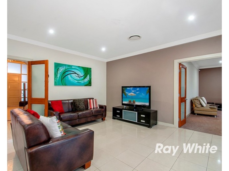 8 Ashburn Close, Bella Vista NSW 2153