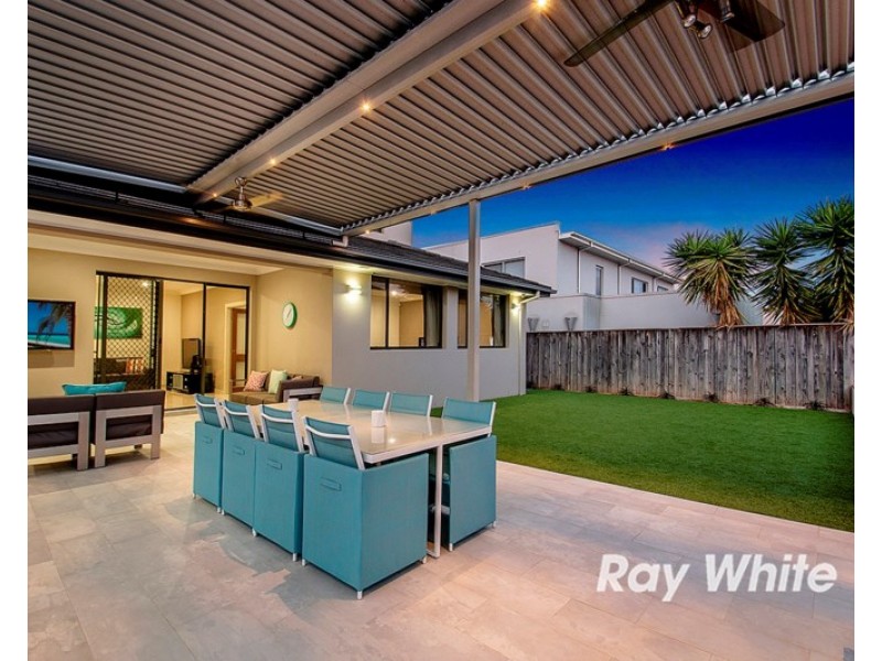 8 Ashburn Close, Bella Vista NSW 2153