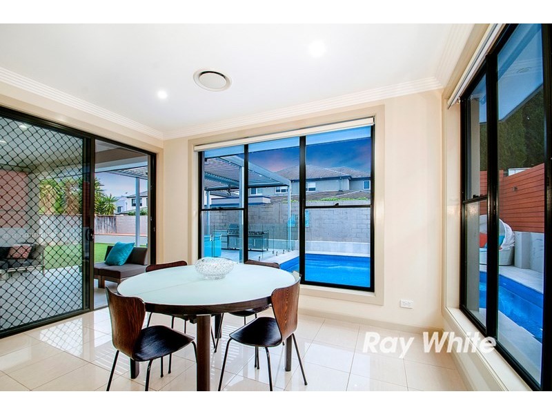 8 Ashburn Close, Bella Vista NSW 2153