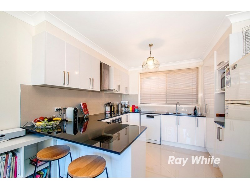 16 Benbullen Way, Castle Hill NSW 2154