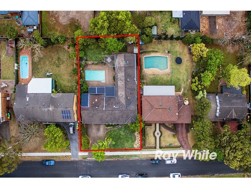 98 Fishburn Crescent, Castle Hill NSW 2154