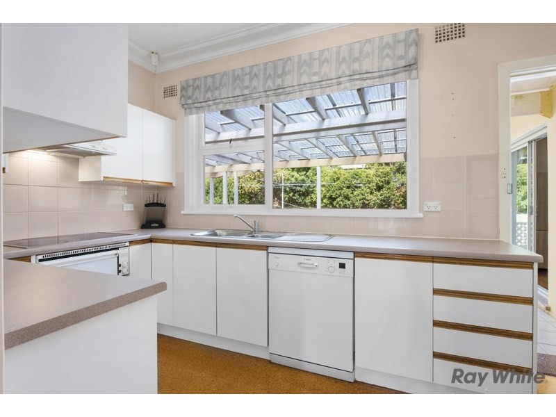 11 Hume Avenue, Castle Hill NSW 2154