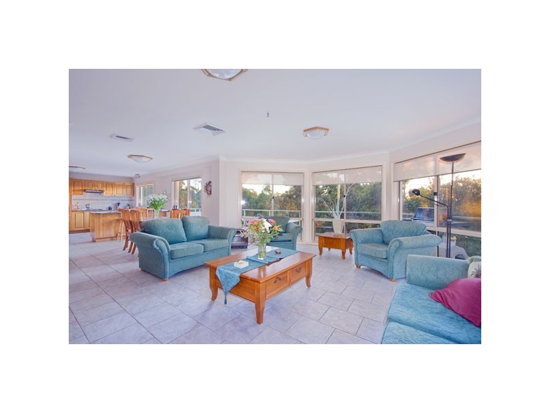 28 Sylvan Grove, Glenhaven NSW 2156