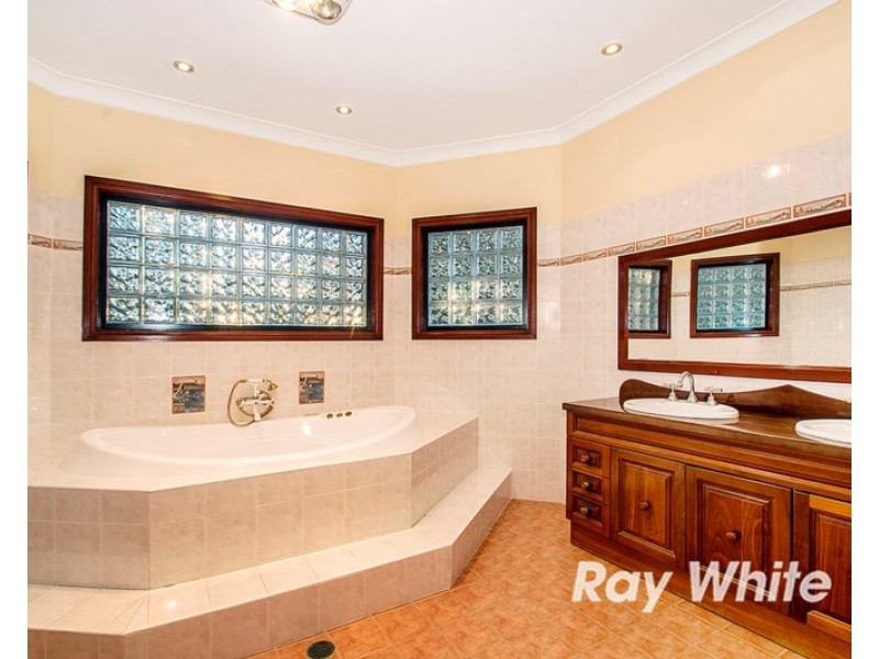 7 Fenwick Close, Kellyville NSW 2155