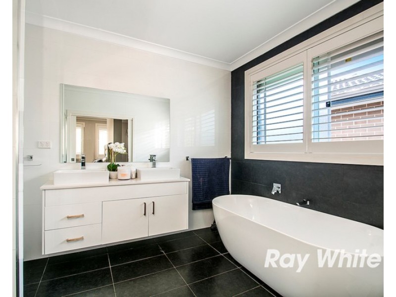 14 Woodstream Crescent, Kellyville NSW 2155
