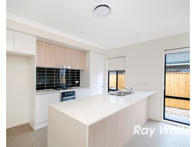 8 Guinevere Street, Schofields NSW 2762