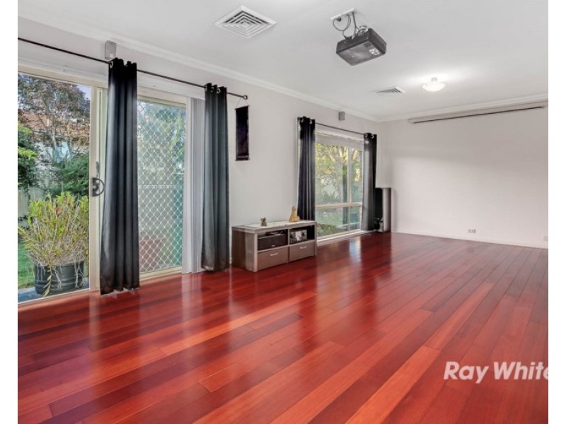 19 John Warren Avenue, Glenwood NSW 2768