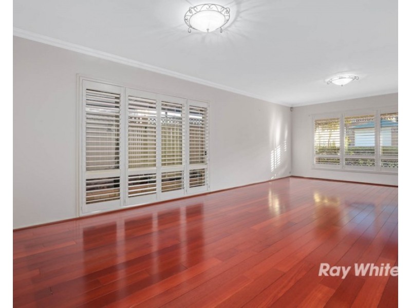 19 John Warren Avenue, Glenwood NSW 2768