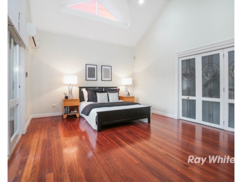 16 Castlewood Drive, Castle Hill NSW 2154