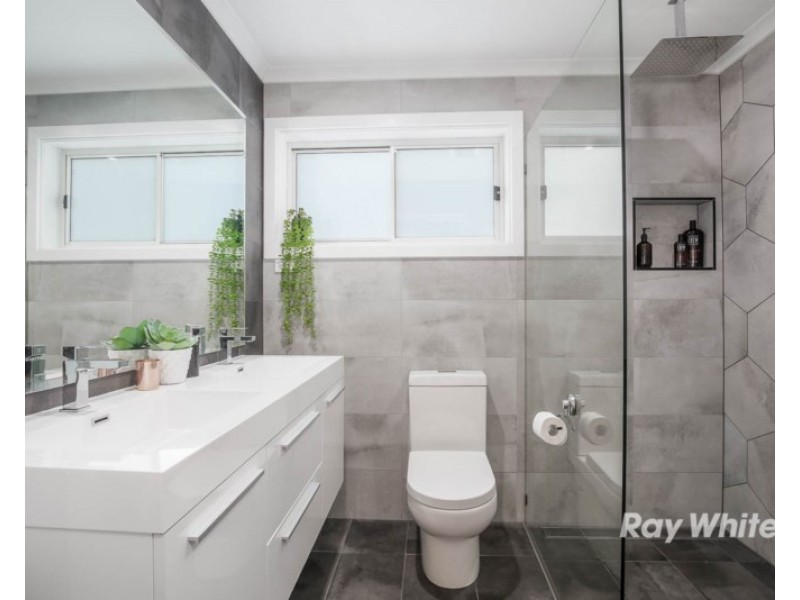 13 Plymouth Crescent, Kings Langley NSW 2147