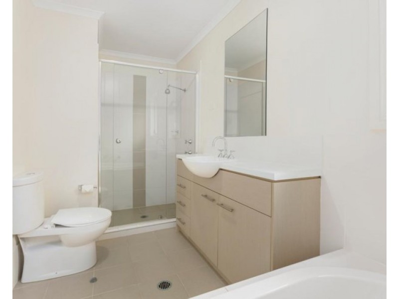 8 Putters Lane, Kellyville NSW 2155