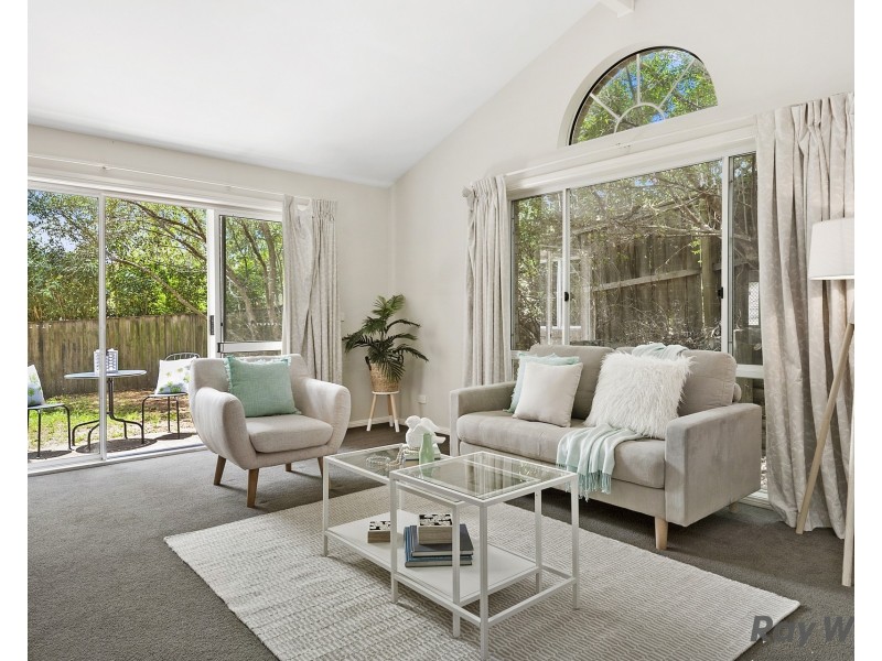 48 Oakhill Drive, Castle Hill NSW 2154